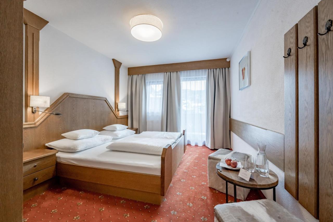 Bed & Breakfast Fender Sölden Buitenkant foto